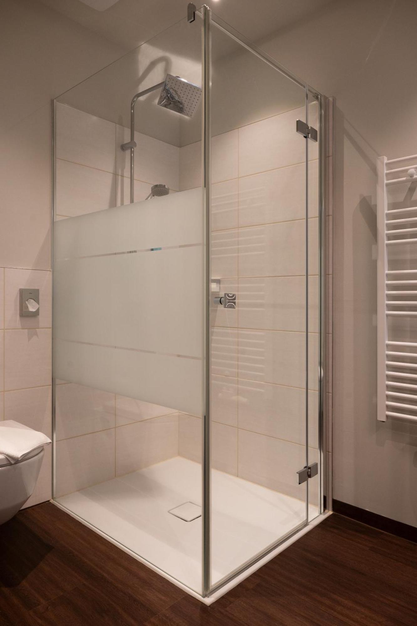 Nuhr Medical - Hotel & Restaurant Senftenberg Zewnętrze zdjęcie